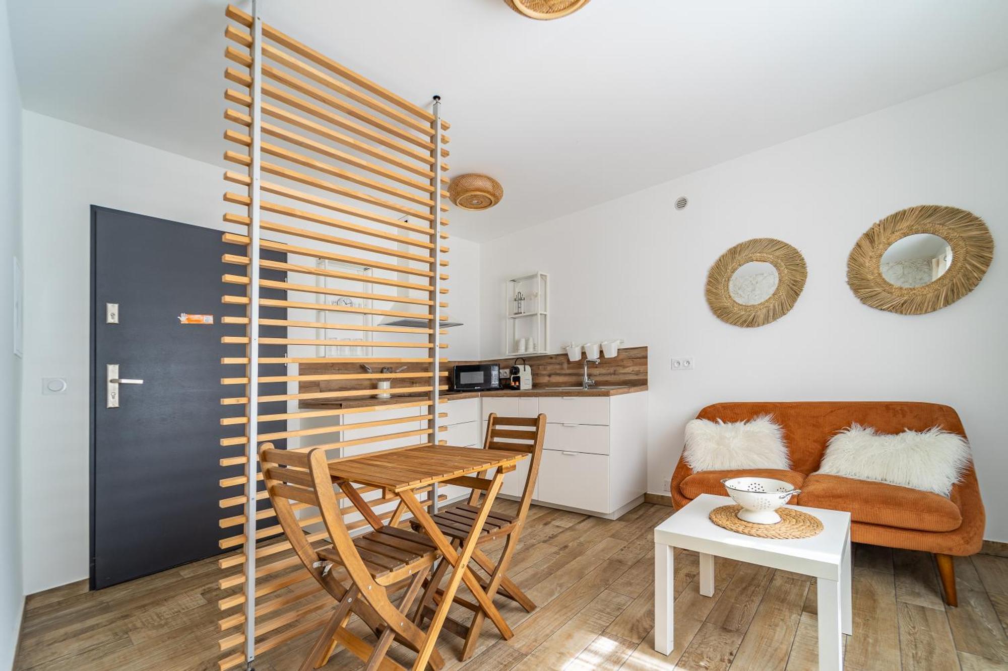 Cosy Room'S Frontonas Buitenkant foto