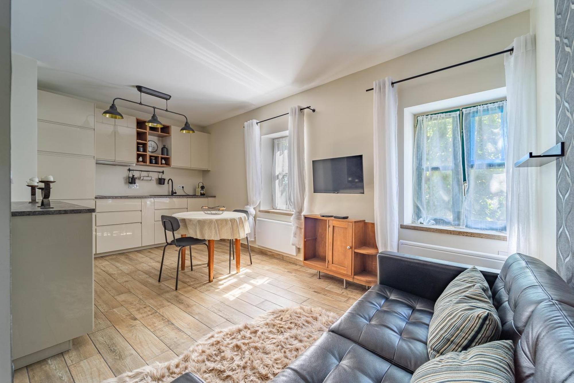 Cosy Room'S Frontonas Buitenkant foto